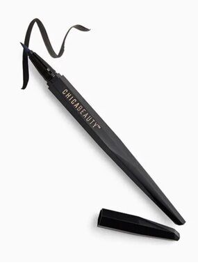 🆕Chica Beauty - MÍRAME Liquid Black Eyeliner